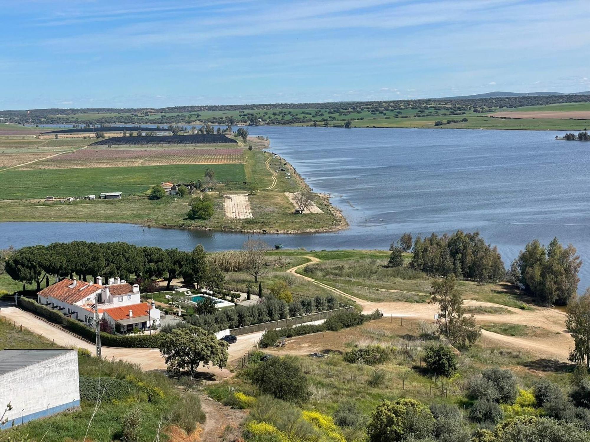 Affittacamere Casas De Juromenha Esterno foto